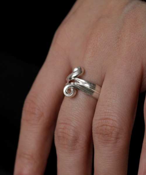 whoseA（フーシー）の「【silver925】UndulationRing/アンジュレーションリング（リング・レディース・シルバー・11号/13号/17号）」の7枚目の写真