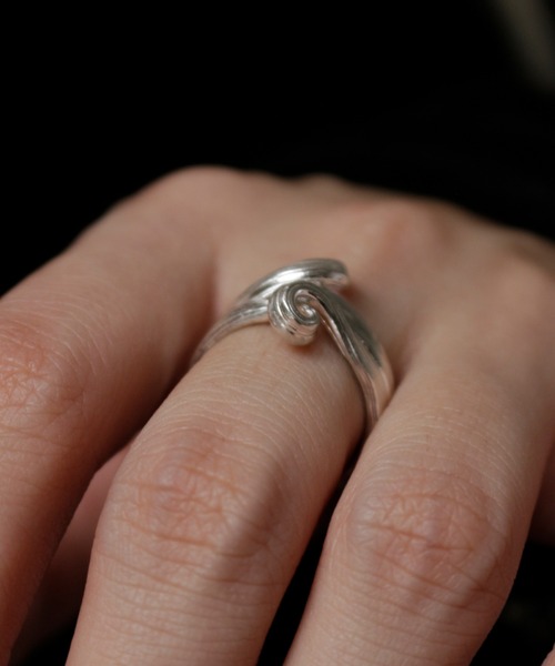 whoseA（フーシー）の「【silver925】UndulationRing/アンジュレーションリング（リング・レディース・シルバー・11号/13号/17号）」の8枚目の写真