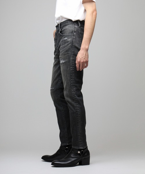 VANQUISH（ヴァンキッシュ）の「VANQUISH / ヴァンキッシュ リペア スキニー デニムパンツ（デニムパンツ・メンズ・ブラック・34inch/32inch/30inch/28inch）」の2枚目の写真