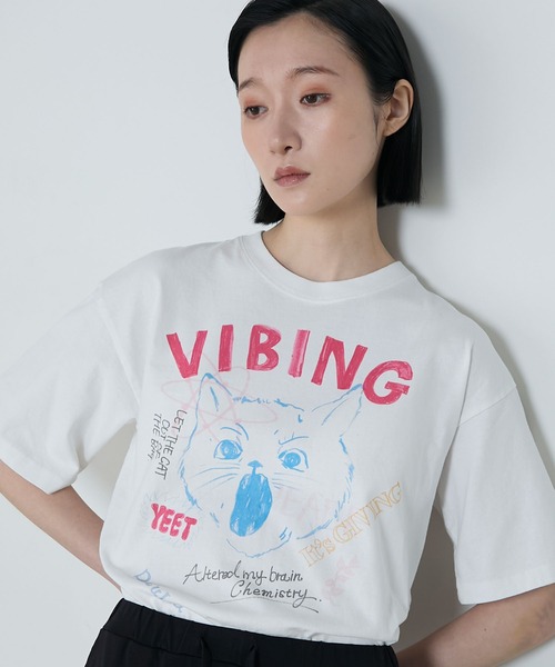 le ELMi(ルエルミ)の「【Uniquely bold design】Cat graphic short sleeve t-shirt / ピグメント加工 ヴィンテージライク キャット グラフィック 半袖Tシャツ(Tシャツ/カットソー・レディース・オフホワイト/ブラック・M/L)」の19枚目の写真