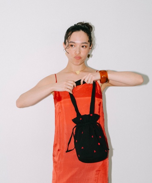 THEATRE PRODUCTS（シアタープロダクツ）の「ビーズエンブロイダリードローストリング巾着ﾊﾞｯｸﾞ（トートバッグ・レディース・ブラック/ホワイト/ブルー・FREE）」の15枚目の写真