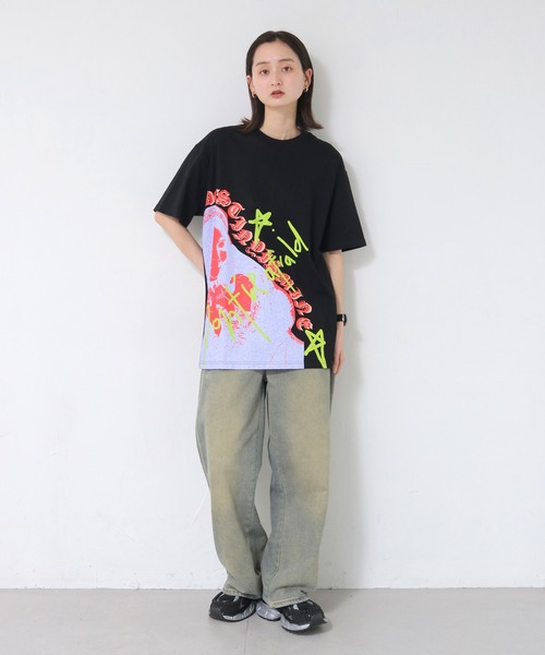 UNIT CHEST（ユニットチェスト）の「【UNIT CHEST】unique unisex T-shirt　VTFAコラボT ”Distiny is mine. ” by RIRIKA TOGUCHI（Tシャツ/カットソー・レディース・ホワイト/ブラック・S/M/L）」の9枚目の写真