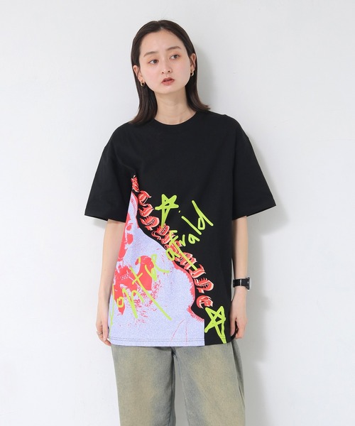UNIT CHEST（ユニットチェスト）の「【UNIT CHEST】unique unisex T-shirt　VTFAコラボT ”Distiny is mine. ” by RIRIKA TOGUCHI（Tシャツ/カットソー・レディース・ホワイト/ブラック・S/M/L）」の6枚目の写真