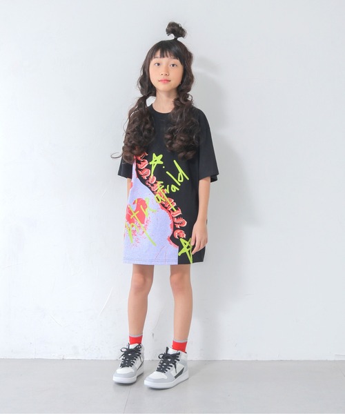 UNIT CHEST（ユニットチェスト）の「【UNIT CHEST】unique unisex T-shirt　VTFAコラボT ”Distiny is mine. ” by RIRIKA TOGUCHI（Tシャツ/カットソー・レディース・ホワイト/ブラック・S/M/L）」の10枚目の写真