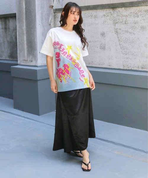 UNIT CHEST（ユニットチェスト）の「【UNIT CHEST】unique unisex T-shirt　VTFAコラボT ”Distiny is mine. ” by RIRIKA TOGUCHI（Tシャツ/カットソー・レディース・ホワイト/ブラック・S/M/L）」の16枚目の写真