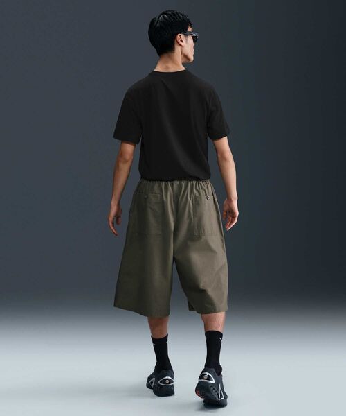 NIKE(ナイキ)の「ナイキ スポーツウェア Tシャツ / Nike Sportswear T-Shirt HV9150-010 Black(Tシャツ/カットソー・メンズ・ブラック・S/M/L/XL/2XL)」の8枚目の写真