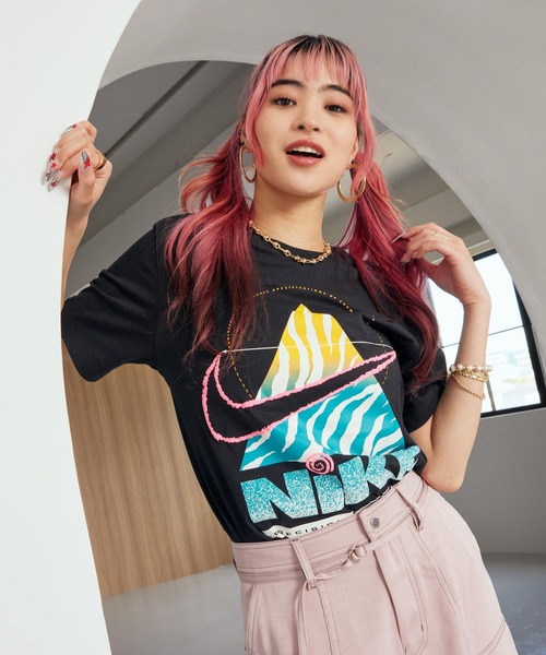 NIKE(ナイキ)の「ナイキ スポーツウェア Tシャツ / Nike Sportswear T-Shirt HV9150-010 Black(Tシャツ/カットソー・メンズ・ブラック・S/M/L/XL/2XL)」の21枚目の写真