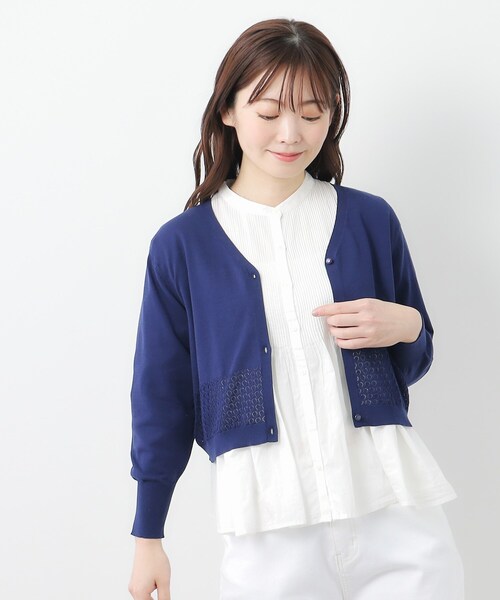 LAURA ASHLEY(ローラアシュレイ)の「【コットンシルク混/7分袖】透かし編みVネックカーディガン(カーディガン/ボレロ・レディース・ネイビー/オフホワイト/グリーン・40/38)」の12枚目の写真