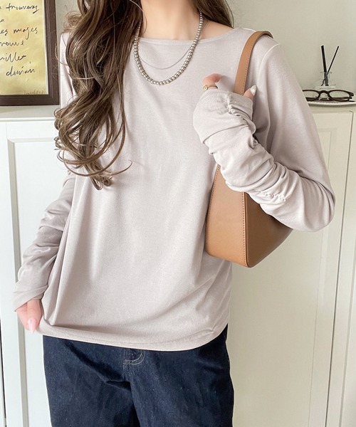 classicalelf(クラシカルエルフ)の「手元にニュアンスをプラス。袖シャーリングボートネックプルオーバー (長袖)(Tシャツ/カットソー・レディース・モカ/ブルー/ブラック/チャコール/オートミール/グレイッシュベージュ・X-LARGE/SMALL/MEDIUM/LARGE)」の19枚目の写真