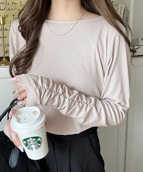 classicalelf(クラシカルエルフ)の「手元にニュアンスをプラス。袖シャーリングボートネックプルオーバー (長袖)(Tシャツ/カットソー・レディース・モカ/ブルー/ブラック/チャコール/オートミール/グレイッシュベージュ・X-LARGE/SMALL/MEDIUM/LARGE)」の14枚目の写真