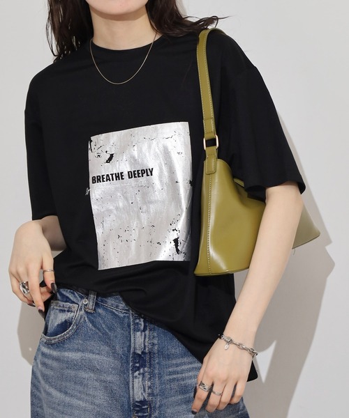 mitis(ミティス)の「mitis 冷感カノコ 箔プリントTシャツ(Tシャツ/カットソー・レディース・ホワイト×シルバー/ホワイト×ゴールド/ブラック×シルバー・M)」の13枚目の写真