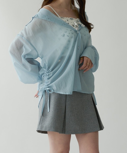 Ambre Neige(アンブルネージュ)の「sheer washer shirring shirt / シアーワッシャーシャーリングシャツ(シャツ/ブラウス・レディース・オフホワイト/ライトブルー・FREE)」の6枚目の写真