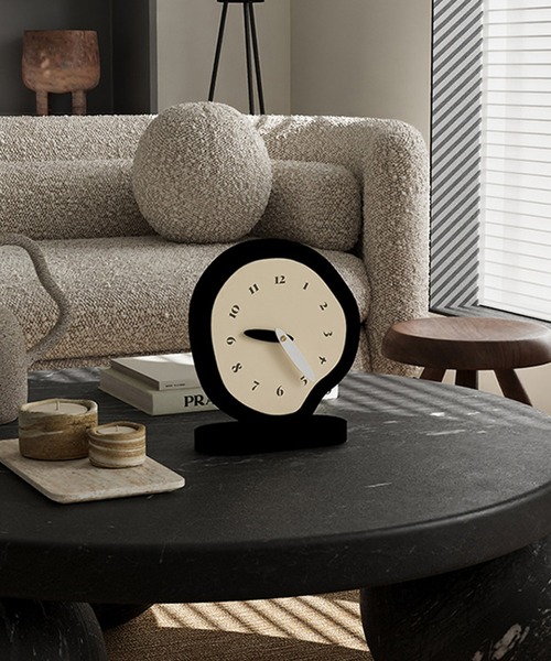 IRADOWL（アイラドール）の「【アイラドール room】モノトーンカラー置時計（置時計・レディース・ブラック・FREE）」の3枚目の写真
