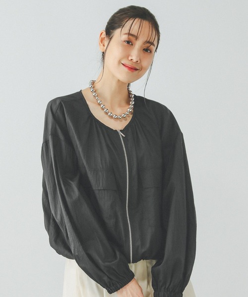 GLOBAL WORK（グローバルワーク）の「エアかるシアーブルゾン/289975（ブルゾン・レディース・ブラック/ライトカーキ/アイボリー・MEDIUM/LARGE）」の11枚目の写真