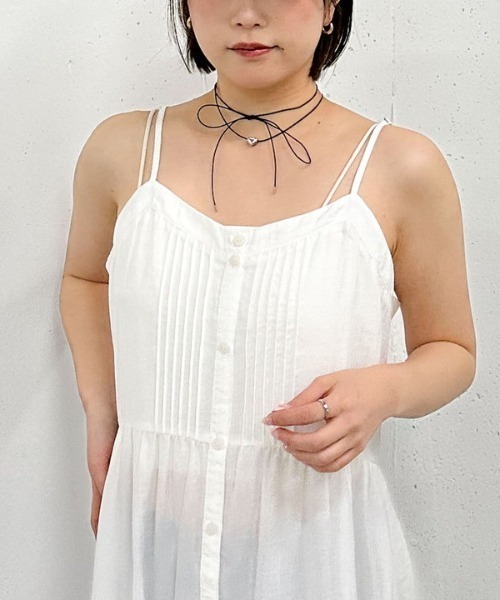 archives(アルシーヴ)の「ピンタックレイヤードキャミワンピース(ワンピース・レディース・ブラック/オフホワイト・MEDIUM)」の19枚目の写真