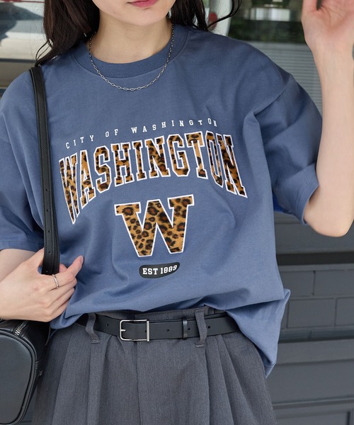 MONO-MART(モノマート)の「カレッジレオパードパッチロゴ刺繍半袖Tシャツ(Tシャツ/カットソー・レディース・ブラック/ホワイト/グレイッシュブルー/スミクロ・FREE)」の4枚目の写真