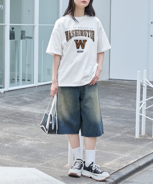 MONO-MART(モノマート)の「カレッジレオパードパッチロゴ刺繍半袖Tシャツ(Tシャツ/カットソー・レディース・ブラック/ホワイト/グレイッシュブルー/スミクロ・FREE)」の21枚目の写真