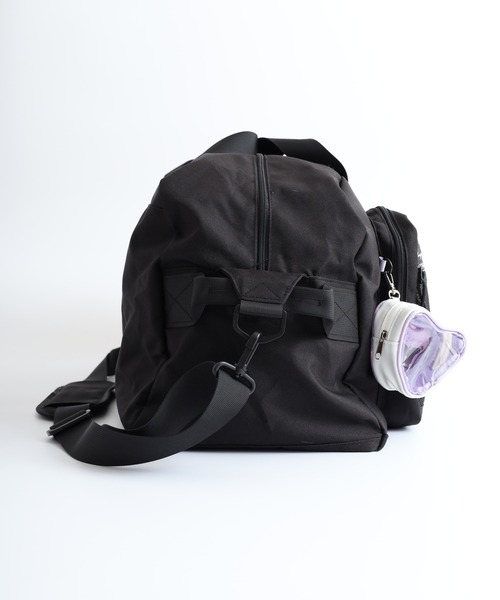 sanrio(サンリオ)の「RBサンリオポリメッシュハートポーチ付トラベルB(ボストンバッグ・レディース・ブラック系/ブラック系1/ブラック・FREE)」の18枚目の写真