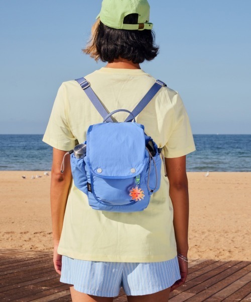 entre square(アントレスクエアー)の「Bellroy-バックパック/ミニバッグ Cinch Minipack オート(バックパック/リュック・レディース・ホワイト・ONE SIZE)」の11枚目の写真