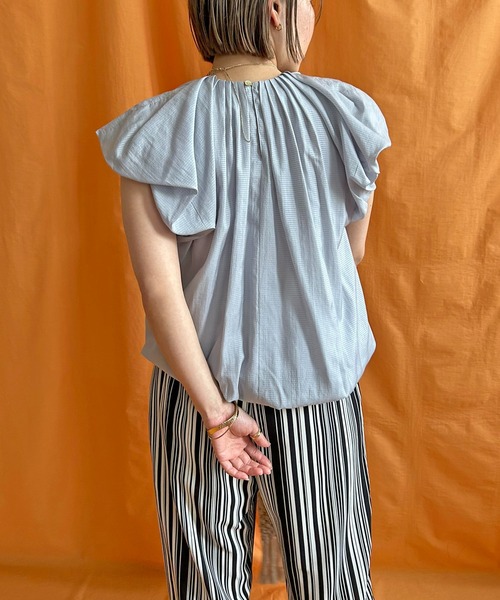 LHELBIE(レルビエ)の「シアーチェックバルーントップス(シャツ/ブラウス・レディース・ブラック/グレイッシュブルー/オフホワイト・M)」の17枚目の写真