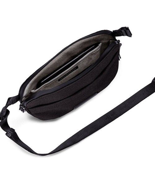 UCON ACROBATICS（ユーコンアクロバティックス）の「【UCON ACROBATICS】Melvin Medium Phantom（ショルダーバッグ・メンズ・キャメル/グレイッシュブルー/チャコールグレー・FREE）」の6枚目の写真