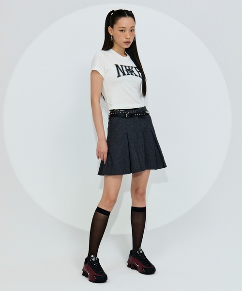 NIKE（ナイキ）の「ナイキ スポーツウェア ウィメンズ スリム クロップド Tシャツ / Nike Sportswear Women's Slim Cropped T-Shirt HQ1710-133 Sail（Tシャツ/カットソー・レディース・クリーム・XS/S/M/L/XL）」の8枚目の写真