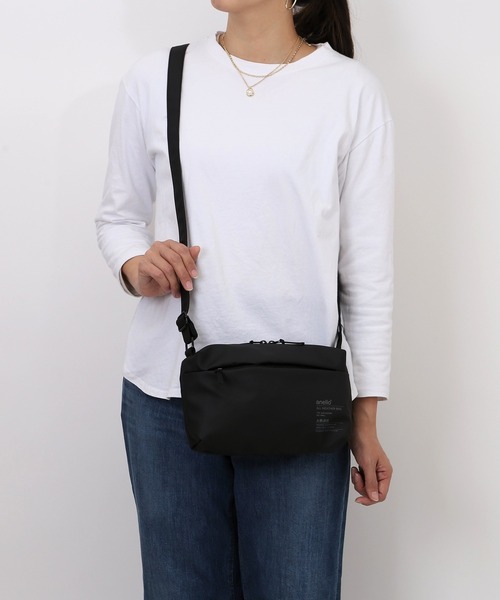 anello（アネロ）の「anello ニンバス ミニショルダー（ショルダーバッグ・レディース・ブラック/グレイッシュベージュ/ライトピンク/ネイビー・FREE）」の9枚目の写真