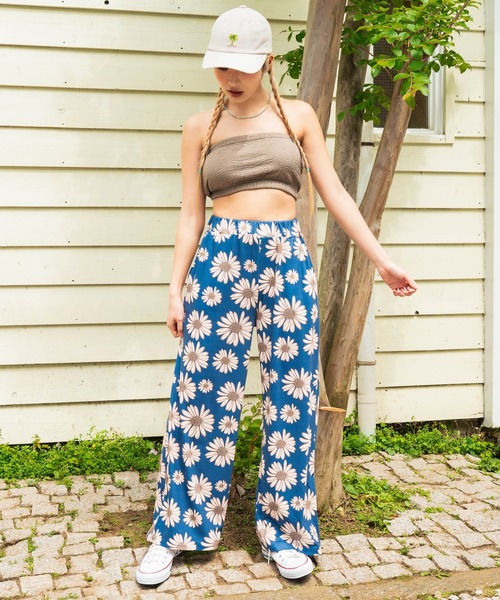 anap mimpi（アナップミンピ）の「デイジー プリント リラックス ワイド パンツ（スラックス・レディース・ネイビー/イエロー/テラコッタ・FREE）」の14枚目の写真