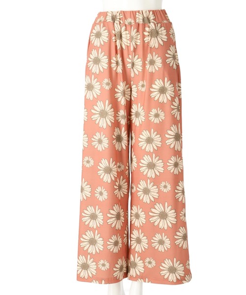 anap mimpi（アナップミンピ）の「デイジー プリント リラックス ワイド パンツ（スラックス・レディース・ネイビー/イエロー/テラコッタ・FREE）」の6枚目の写真