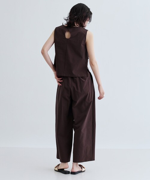 GALLEST（ギャレスト）の「【セットアップ可能】ストライプサッカーフリルブラウス【洗える/カセット服】（シャツ/ブラウス・レディース・ブラック/ブラウン系その他・38）」の4枚目の写真