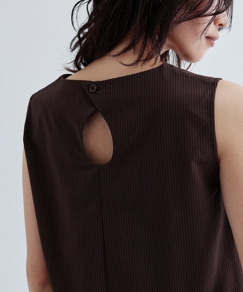 GALLEST（ギャレスト）の「【セットアップ可能】ストライプサッカーフリルブラウス【洗える/カセット服】（シャツ/ブラウス・レディース・ブラック/ブラウン系その他・38）」の7枚目の写真