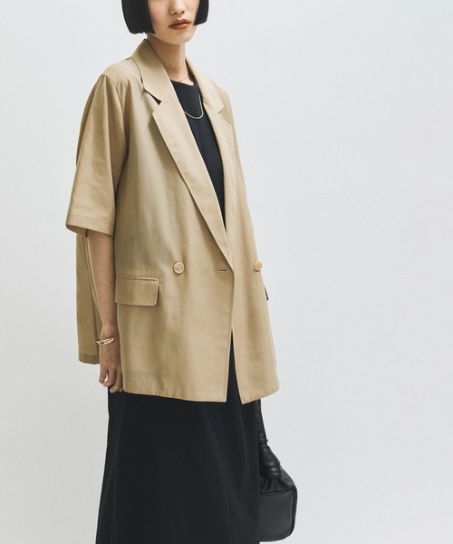 ADAM ET ROPE'（アダムエロペ）の「シアージャケット（テーラードジャケット・レディース・ブラック/ベージュ・38/36）」の17枚目の写真