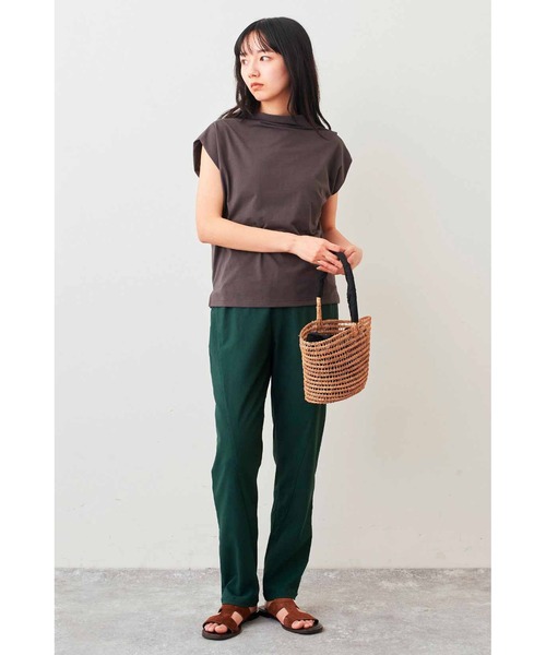 Live in comfort（リブインコンフォート）の「リブ　イン　コンフォート　接触冷感素材のゆるネックトップス（Tシャツ/カットソー・レディース・チャコールグレー/ラベンダー/ホワイト・S/M/L/LL/3L/4L）」の4枚目の写真