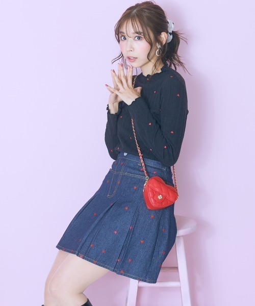 marun（マルン）の「＜大きいサイズ＞ハート刺しゅうボックスデニムスカパン marun（デニムスカート・レディース・ブルー/ブラック・LL/3L/4L/5L/L）」の7枚目の写真