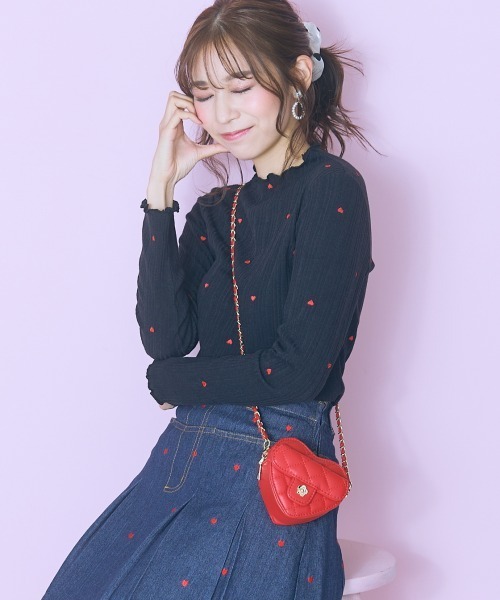 marun（マルン）の「＜大きいサイズ＞ハート刺しゅうボックスデニムスカパン marun（デニムスカート・レディース・ブルー/ブラック・LL/3L/4L/5L/L）」の4枚目の写真