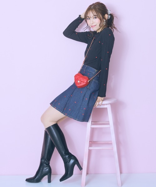 marun（マルン）の「＜大きいサイズ＞ハート刺しゅうボックスデニムスカパン marun（デニムスカート・レディース・ブルー/ブラック・LL/3L/4L/5L/L）」の22枚目の写真