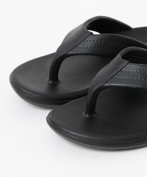 Ray BEAMS（レイビームス）の「【8/6 再値下げ】ISLAND SLIPPER / 202 EVA トング サンダル（サンダル・レディース・ベージュ/ブラック・5/6/7）」の3枚目の写真