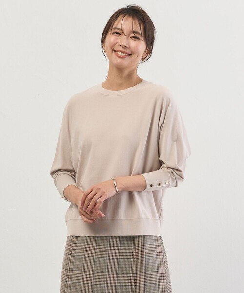 J.PRESS(ジェイプレス)の「VIGODA ドルマンスリーブ ニット(ニット/セーター・レディース・サックスブルー系/ベージュ系/オレンジ系/イエロー系・T13)」の2枚目の写真