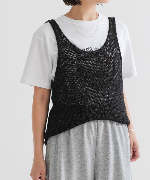 URBAN RESEARCH（アーバンリサーチ）の「リネン混ノースリーブニット（ニット/セーター・レディース・ブラック/グレー系その他/レッド・FREE）」の18枚目の写真