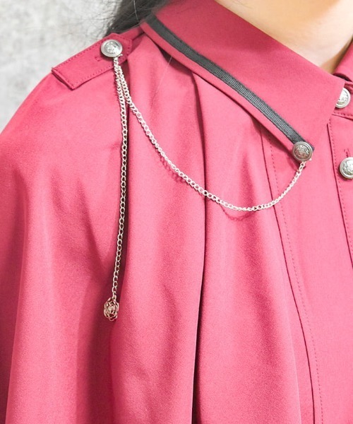 axes femme（アクシーズファム）の「連釦×チェーン付きケープブラウス（シャツ/ブラウス・レディース・ネイビー/キナリ/レッド・FREE）」の9枚目の写真
