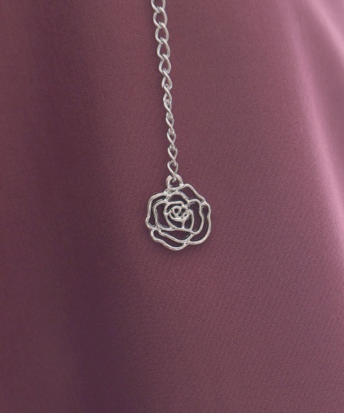 axes femme（アクシーズファム）の「連釦×チェーン付きケープブラウス（シャツ/ブラウス・レディース・ネイビー/キナリ/レッド・FREE）」の18枚目の写真