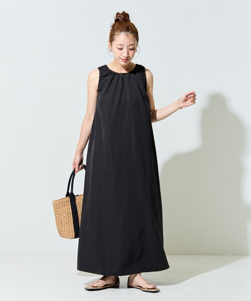 セール】限定展開 バックオープン ドロスト コード ノースリーブ