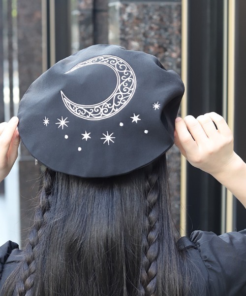 axes femme（アクシーズファム）の「星モチーフ刺繍ベレー（ハンチング