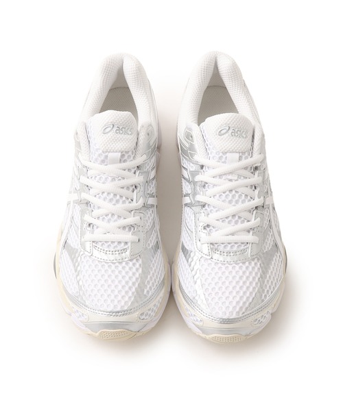 ASICS(アシックス)の「asics GEL-CUMULUS 16 / アシックス ゲル-キュムラス 16(スニーカー・メンズ・ホワイト・24.0cm/23.5cm/23.0cm/29.5cm/29.0cm/28.5cm/28.0cm/27.5cm/27.0cm/26.5cm/26.0cm/25.5cm/25.0cm/24.5cm)」の2枚目の写真