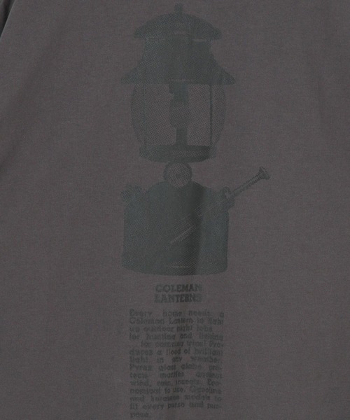 COLEMAN（コールマン）の「【Coleman×TAKEDA BBQwith BAYFLOW】ランタンプリントTシャツ（Tシャツ/カットソー・メンズ・チャコール/ホワイト/レッド・MEDIUM/LARGE）」の15枚目の写真