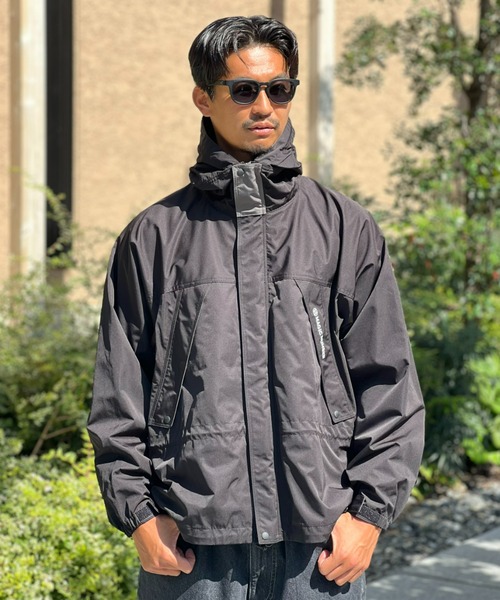 MAGIC NUMBER（マジック ナンバー）の「【MAGIC NUMBER】RETRO STORM JK（その他アウター・メンズ・ブラック/レッド/ロイヤルブルー・LARGE/X-LARGE/MEDIUM）」の2枚目の写真