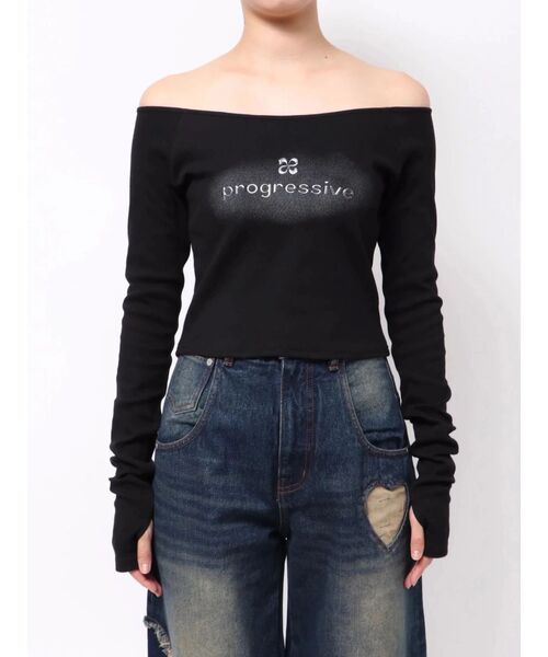 EMODA(エモダ)の「ロゴクロップドロングスリーブTシャツ(Tシャツ/カットソー・レディース・グレー/レッド/ブラック・FREE)」の16枚目の写真