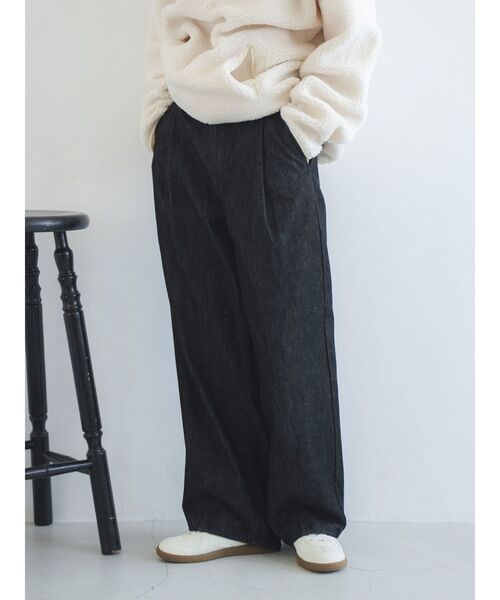 Ungrid(アングリッド)の「タックデザインカーブデニム(デニムパンツ・レディース・ブラック/ブルー・26inch/25inch/24inch)」の16枚目の写真