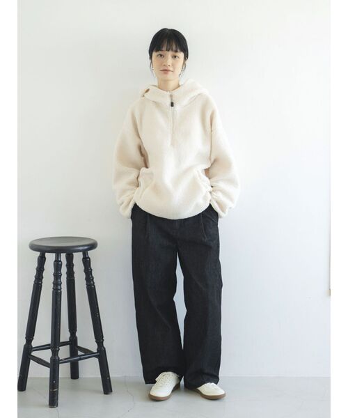 Ungrid(アングリッド)の「タックデザインカーブデニム(デニムパンツ・レディース・ブラック/ブルー・26inch/25inch/24inch)」の19枚目の写真