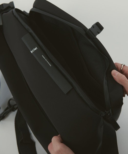 cote&ciel】 Isarau L Sleek Black（ショルダーバッグ）｜Cote&Ciel